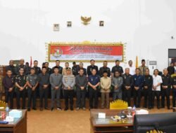 Kapolres Tulang Bawang Barat Hadiri Rapat Paripurna DPRD Pengumuman Hasil Penetapan Calon Bupati dan Wakil Bupati Terpilih