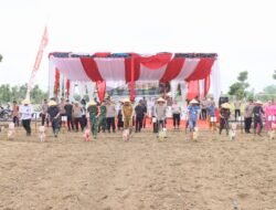 Ikuti Penanaman Jagung Serentak 1 Juta Hektar, Polres Tulang Bawang Juga Gelar Bakti Kesehatan dan Pembagian Bansos